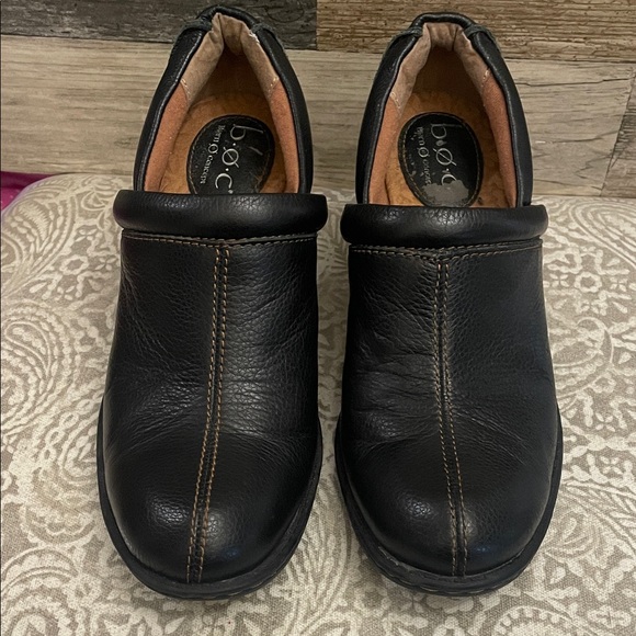 b.o.c. Shoes - b.o.c. Chic‎ Black Leather Ladies 2” heel booties size 7